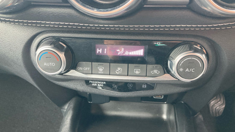 Nissan Juke 1.0 DiG-T 114 N-Connecta 5dr Petrol Hatchback
